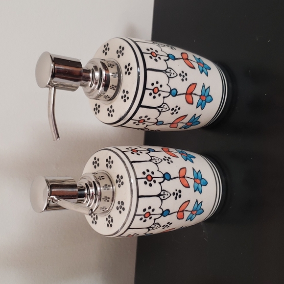 Set of 2 Hand Painted Floral Ceramic Soap Dispenser - Picture 2 of 8